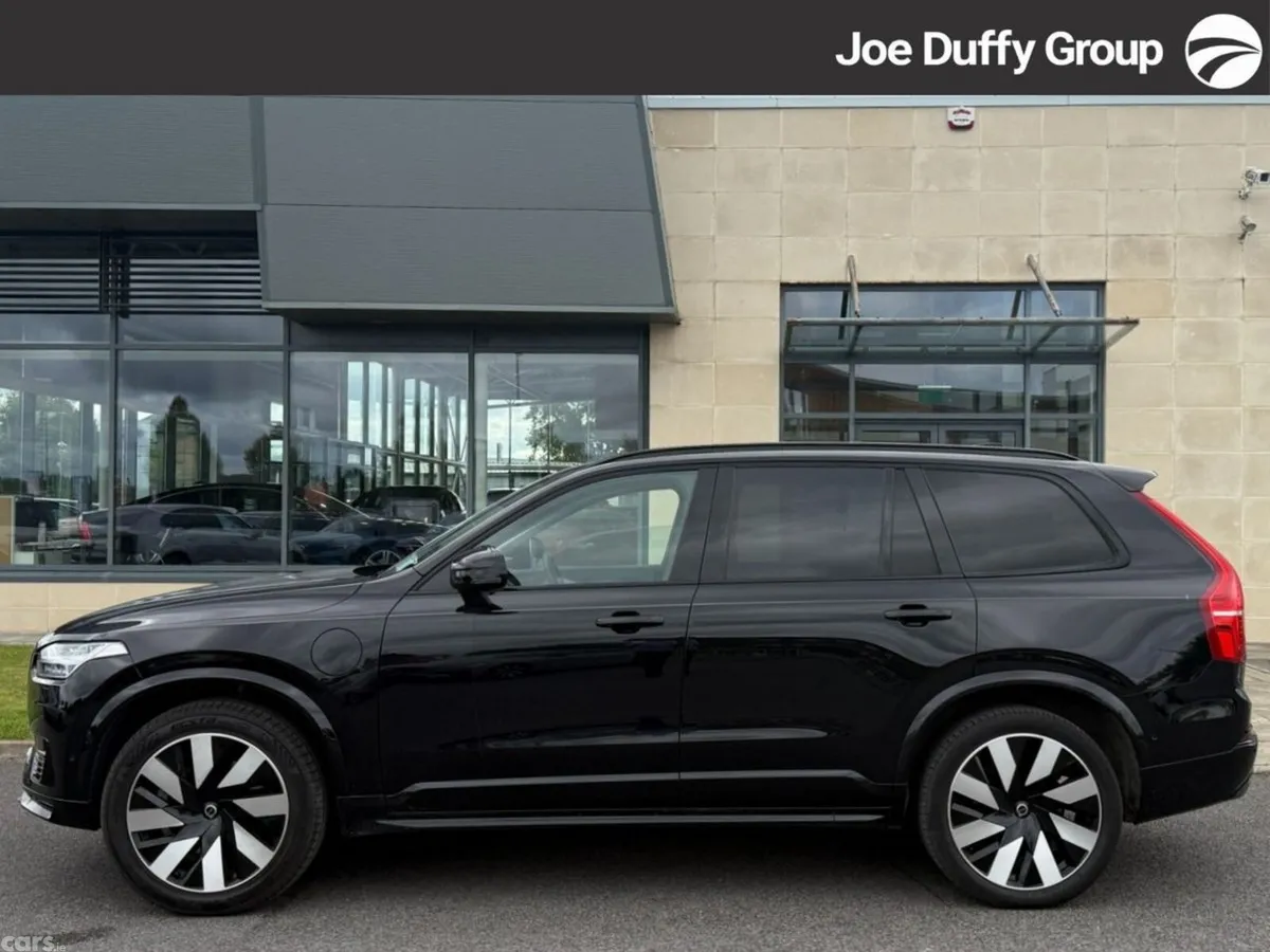 Volvo XC90 SUV, Petrol Plug-in Hybrid, 2024, Black