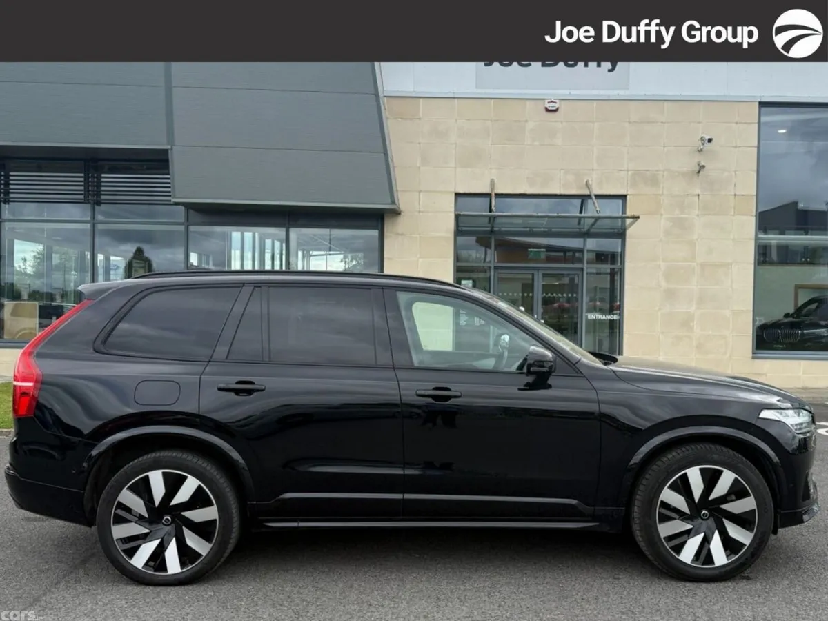 Volvo XC90 SUV, Petrol Plug-in Hybrid, 2024, Black