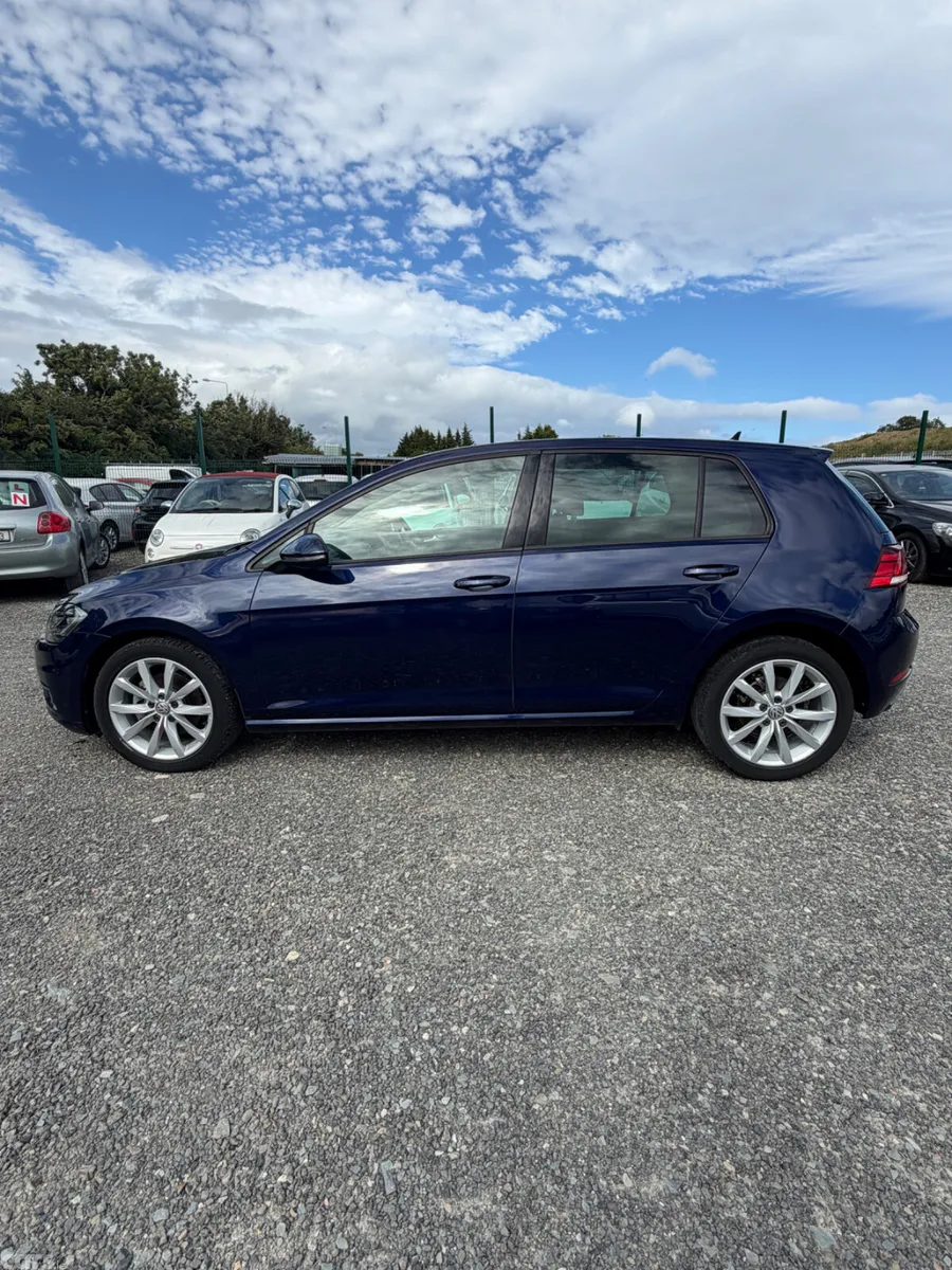 Volkswagen Golf Hatchback, Petrol, 2019, Blue