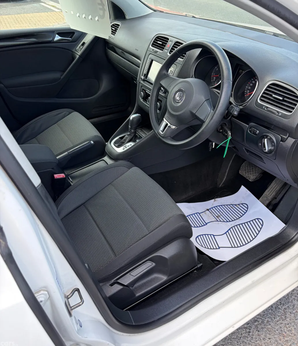 Volkswagen Golf Hatchback, Petrol, 2012, White