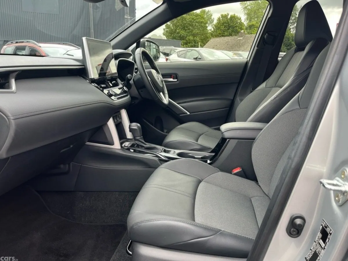 Toyota Corolla Cross SUV, Petrol Hybrid, 2024, Grey