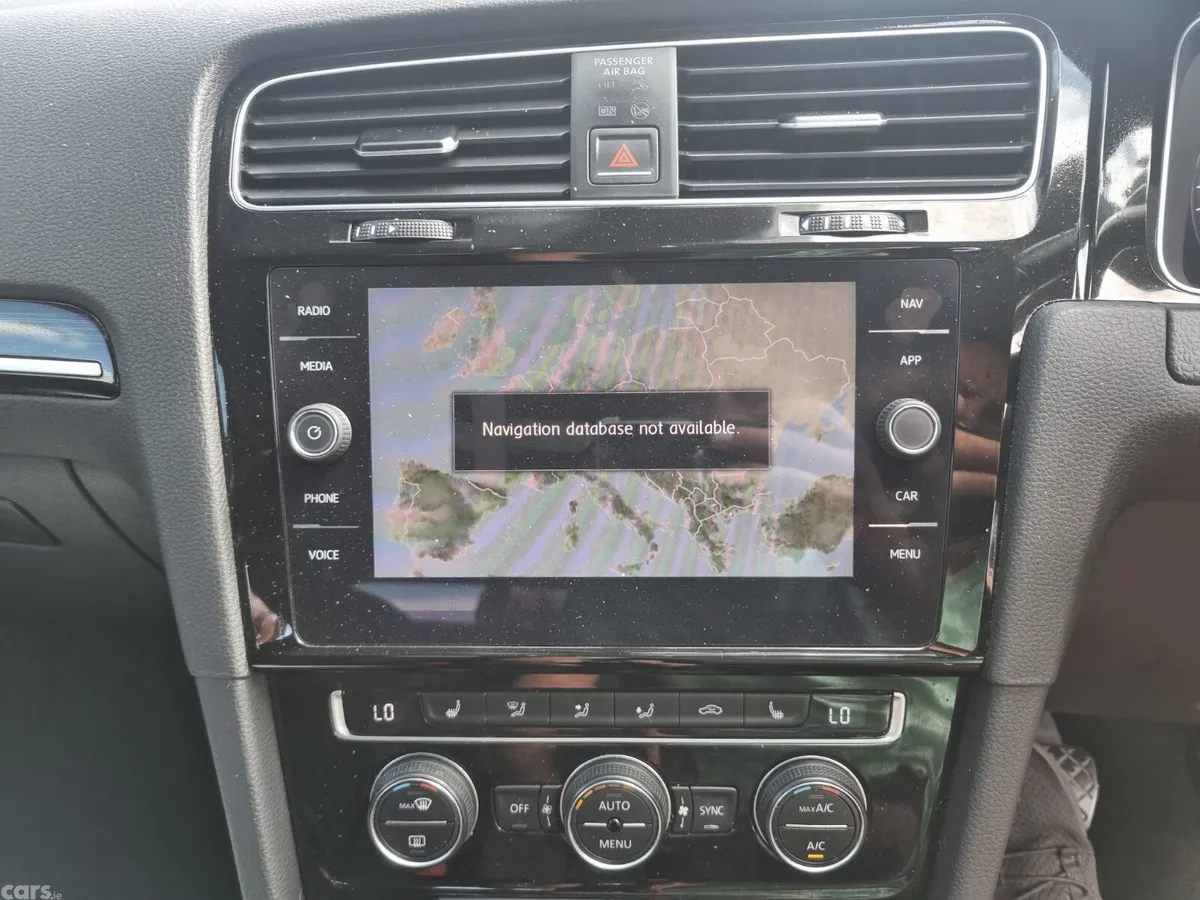 Volkswagen Golf Estate, Diesel, 2018, Red