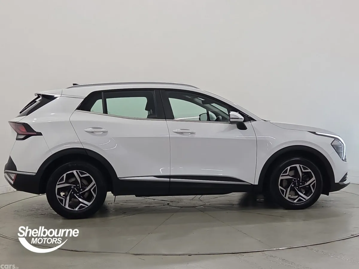Kia Sportage Estate, Petrol, 2024, White