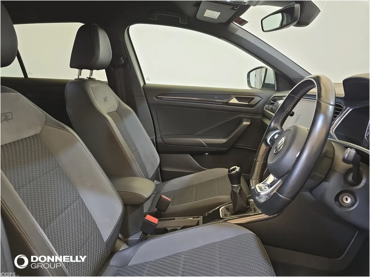 Volkswagen T-Roc Hatchback, Diesel, 2018, White