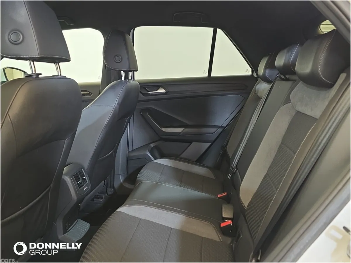 Volkswagen T-Roc Hatchback, Diesel, 2018, White