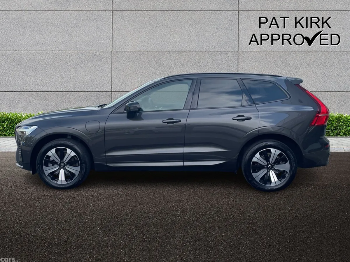 Volvo XC60 Estate, Petrol Hybrid, 2023, Grey