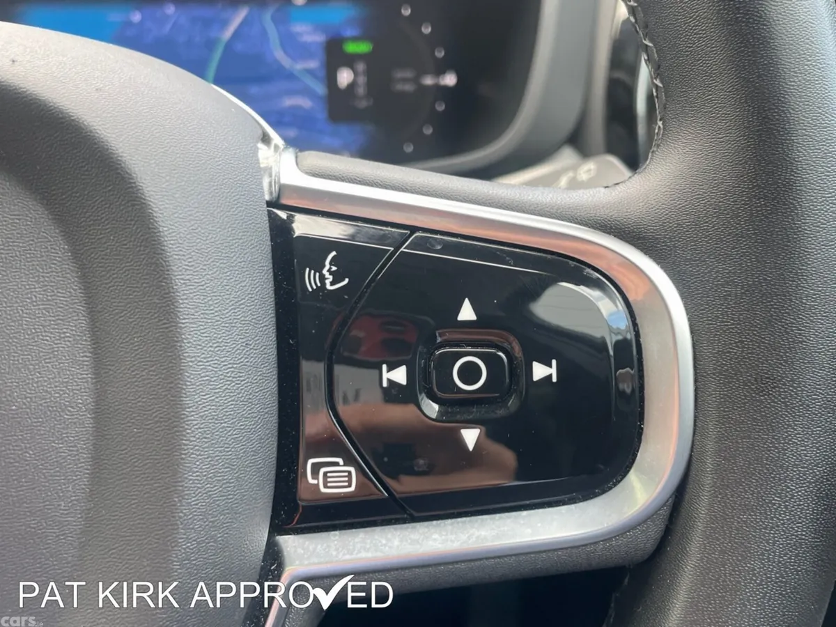 Volvo XC60 Estate, Petrol Hybrid, 2023, Grey