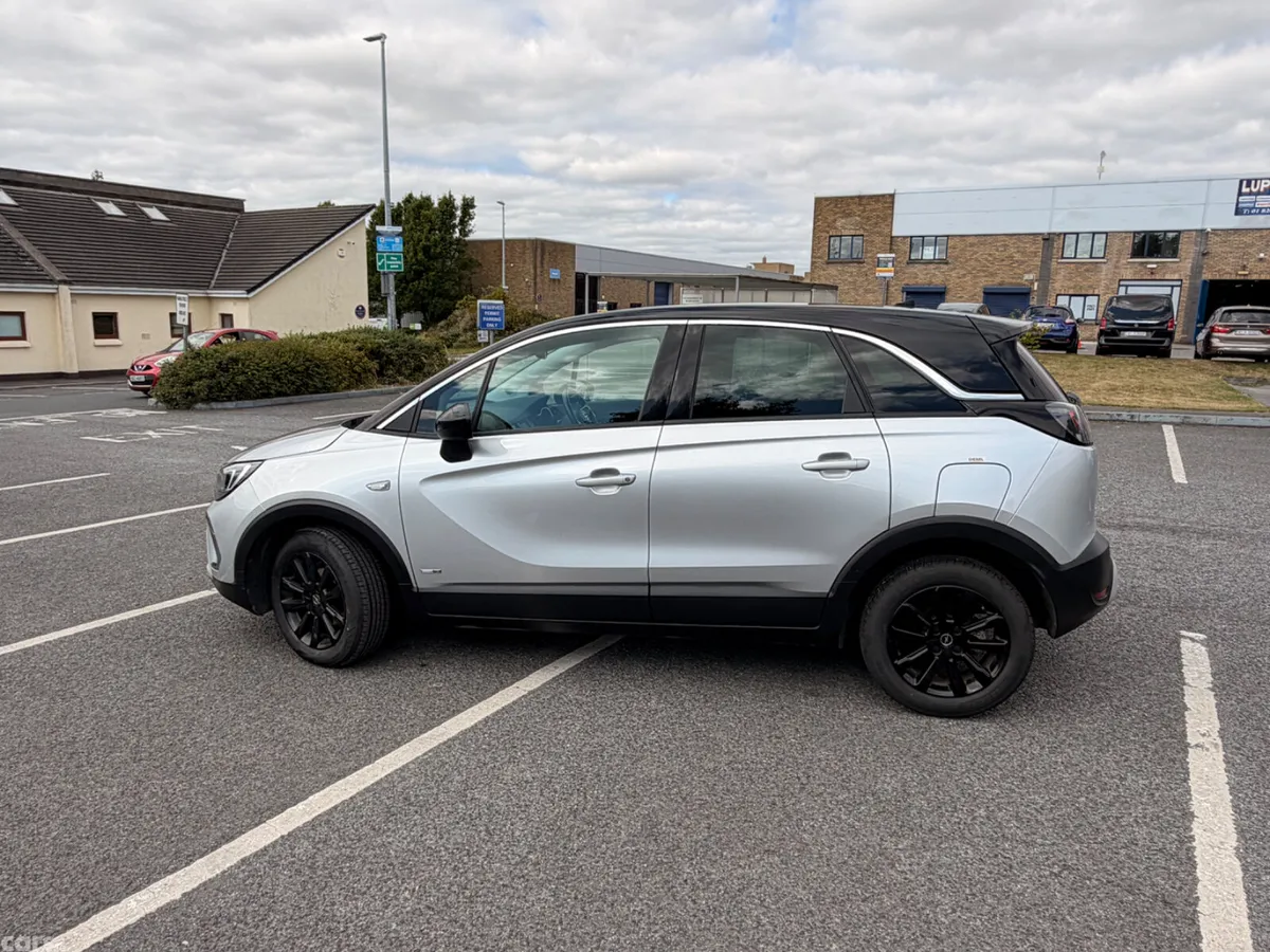 Opel Crossland SUV, Diesel, 2023, Grey