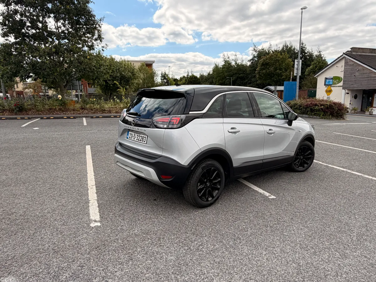 Opel Crossland SUV, Diesel, 2023, Grey