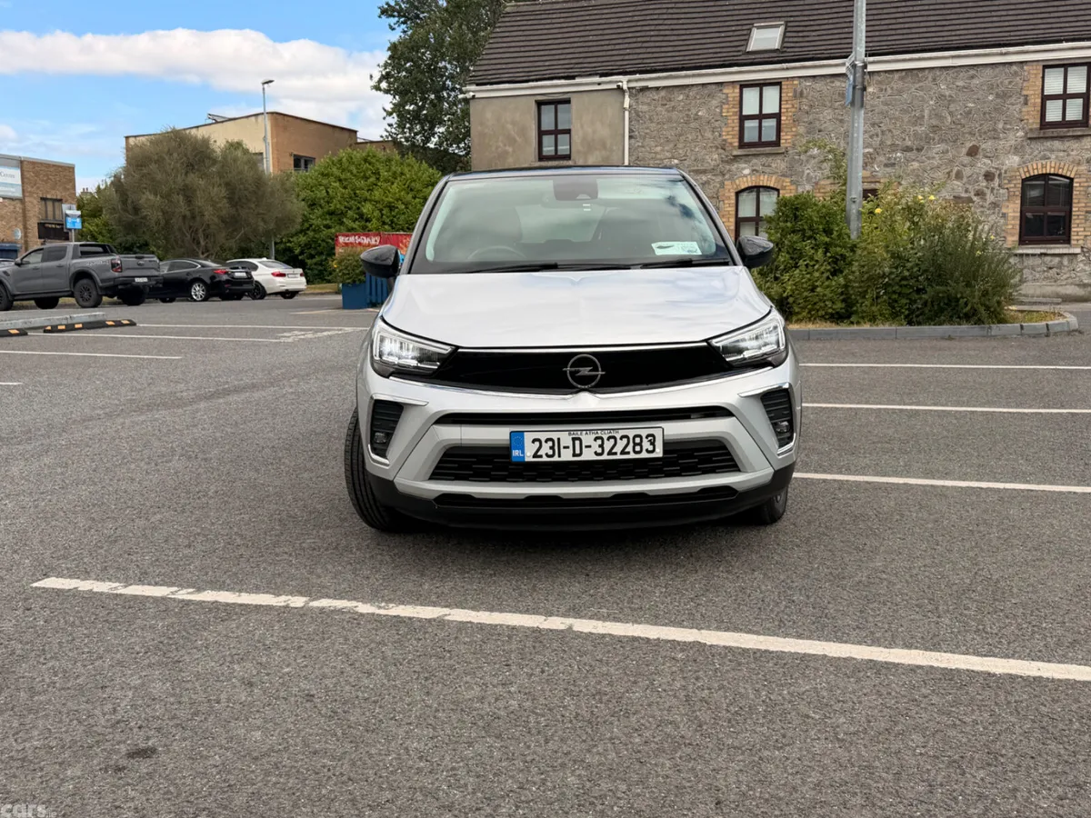 Opel Crossland SUV, Diesel, 2023, Grey