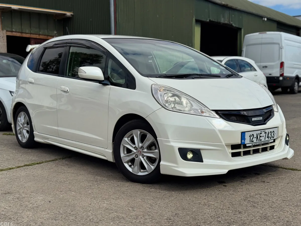 Honda Fit Hatchback, Petrol Hybrid, 2012, White