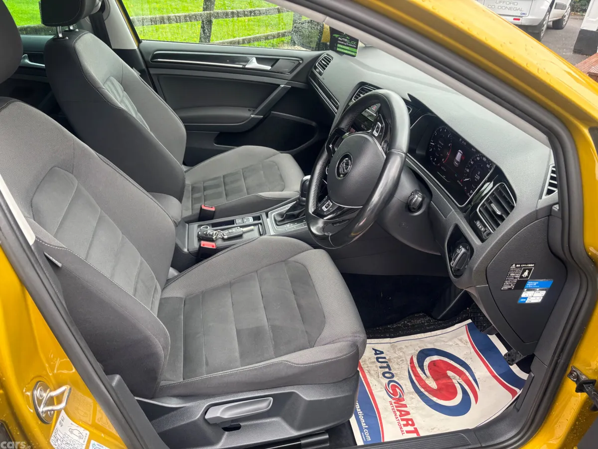 Volkswagen Golf Hatchback, Petrol, 2018, Gold