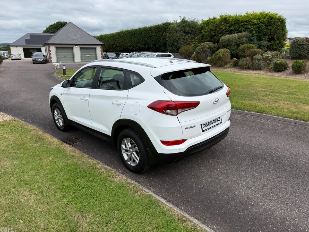 Hyundai Tucson SUV, Diesel, 2016, White