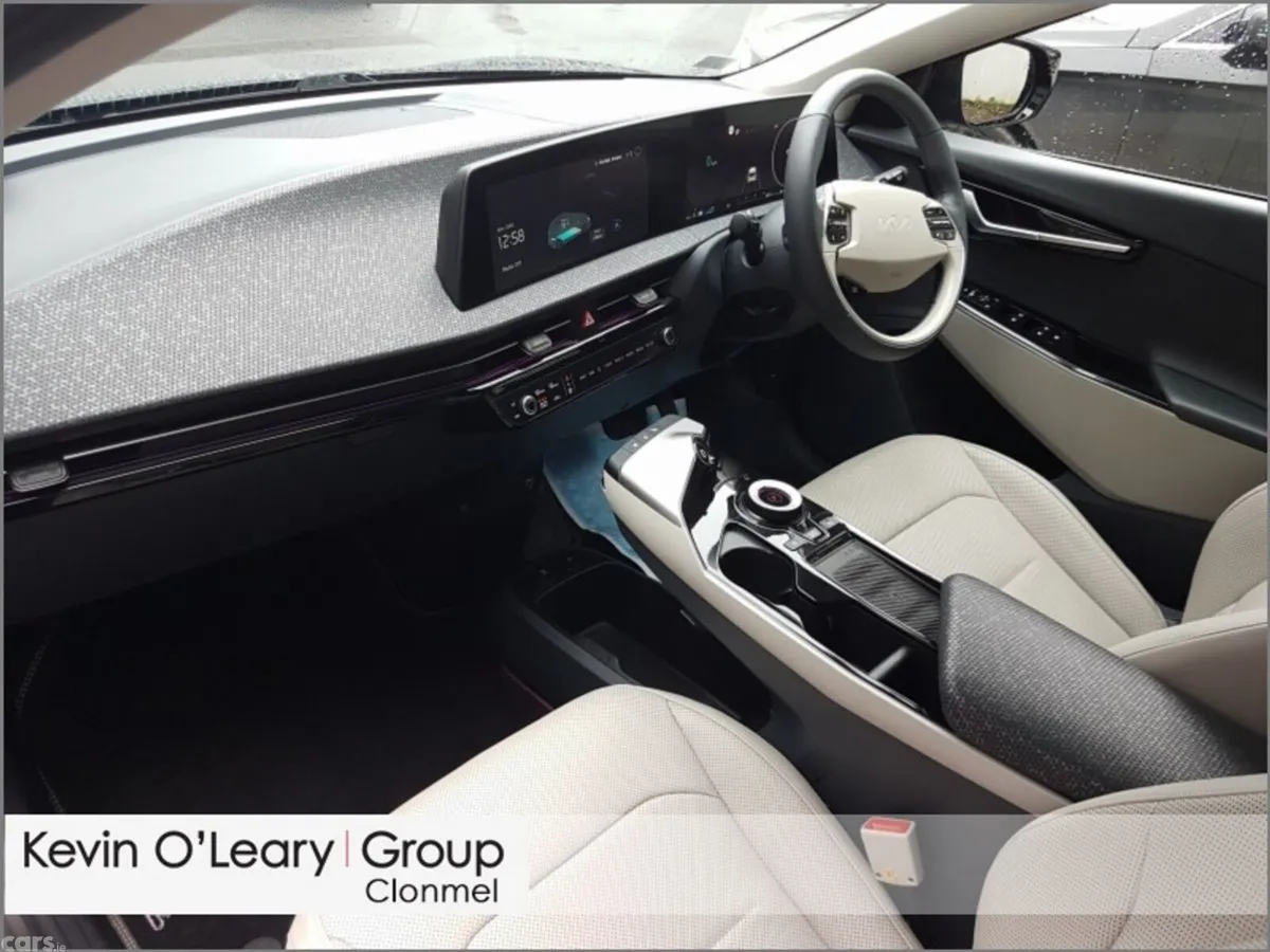 Kia EV6 MPV, Electric, 2023, Black