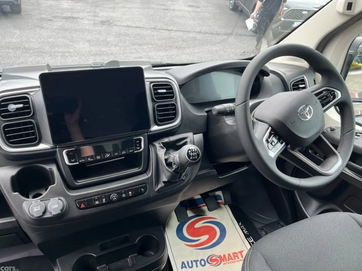 Toyota Proace Van, Diesel, 2026, Silver