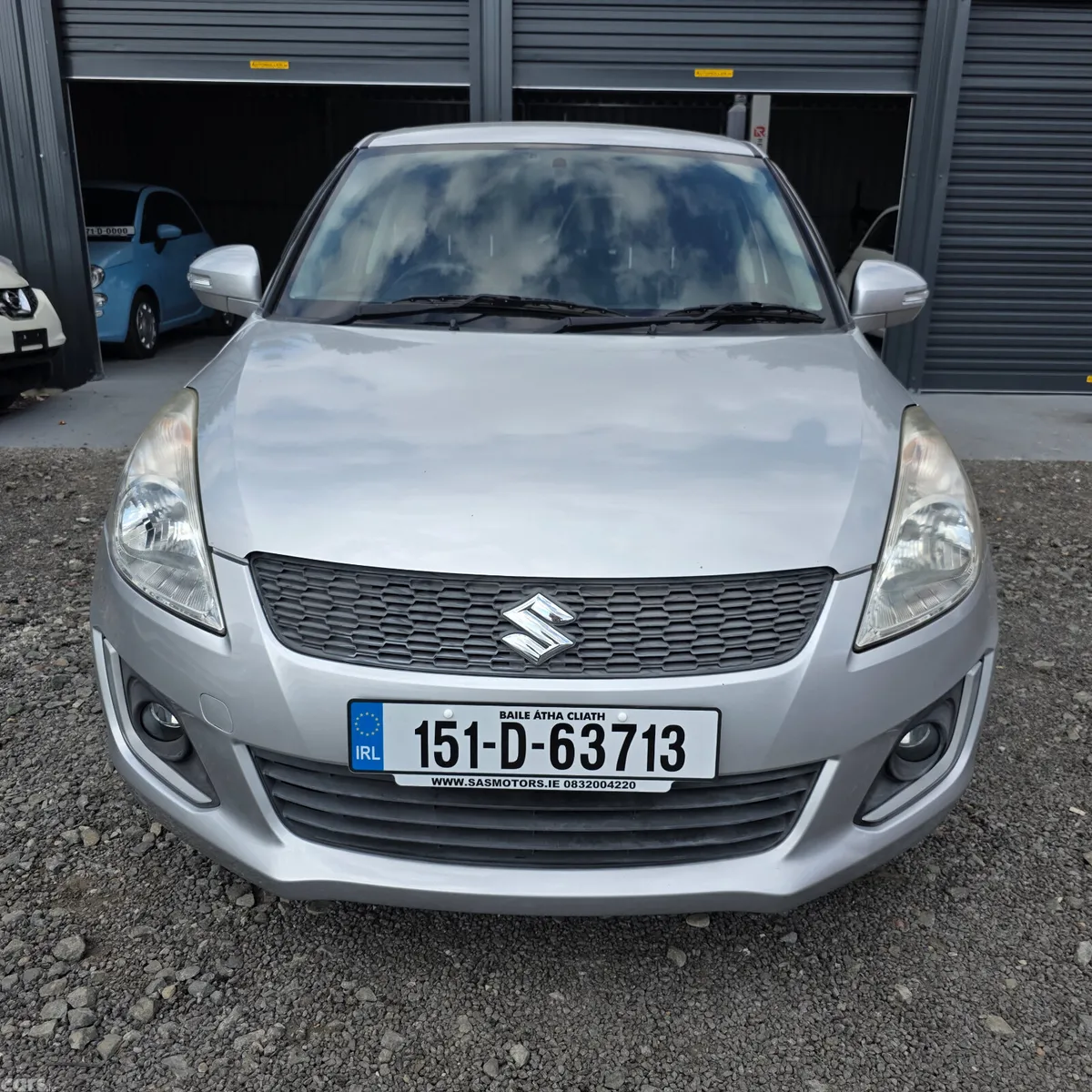 Suzuki Swift Hatchback, Petrol, 2015, Silver