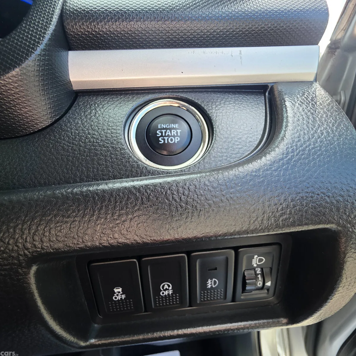 Suzuki Swift Hatchback, Petrol, 2015, Silver