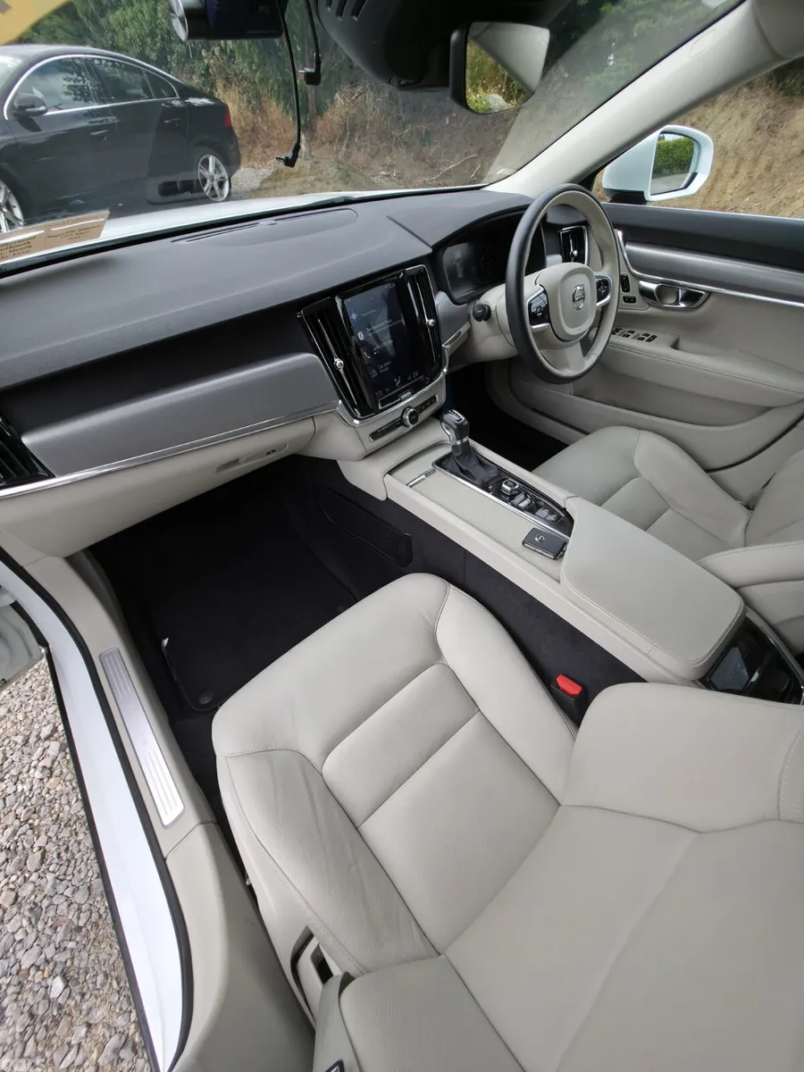 Volvo V90 Estate, Diesel, 2020, White