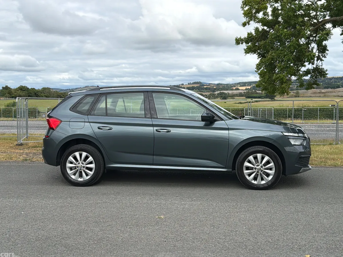 Skoda Kamiq Hatchback, Petrol, 2020, Grey