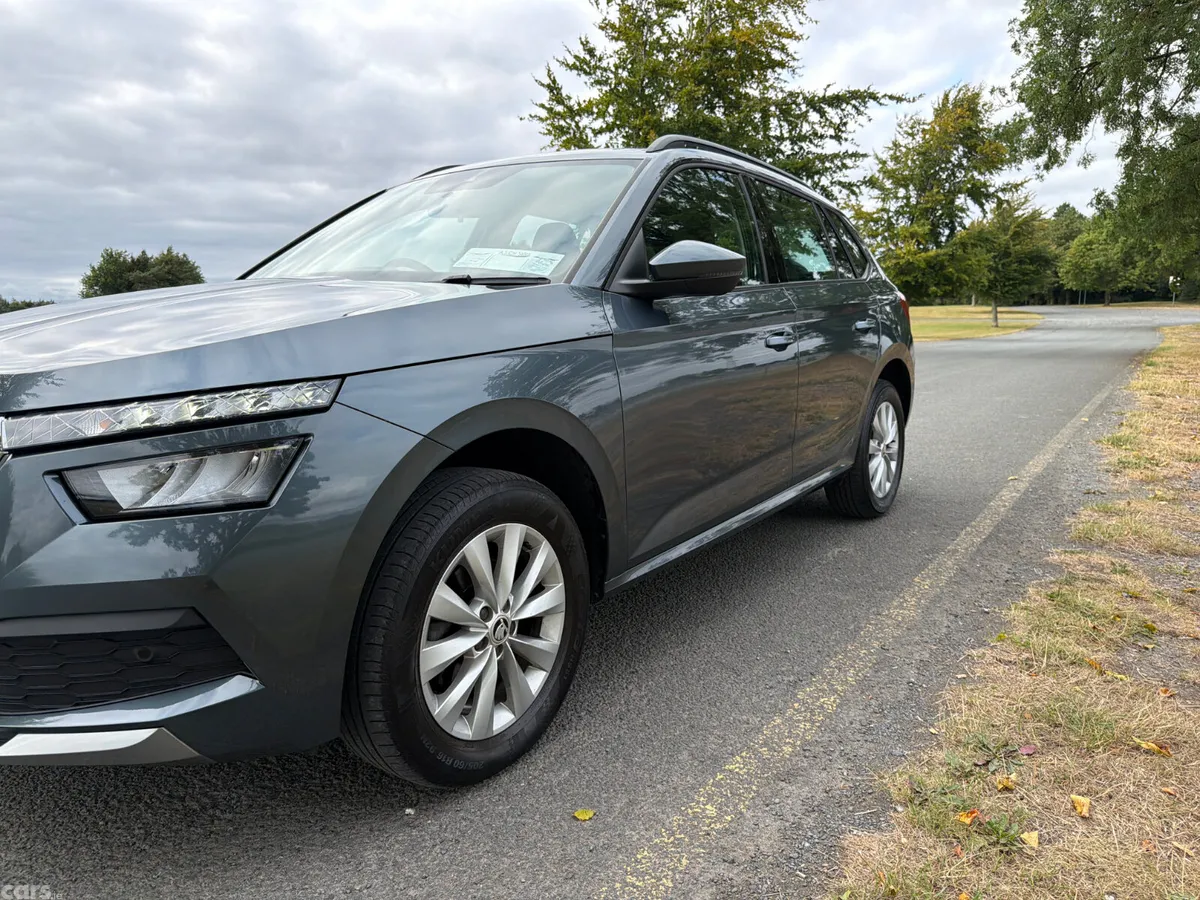 Skoda Kamiq Hatchback, Petrol, 2020, Grey