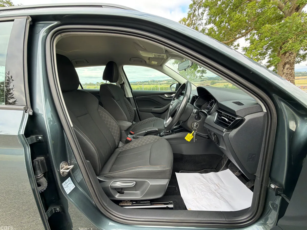 Skoda Kamiq Hatchback, Petrol, 2020, Grey
