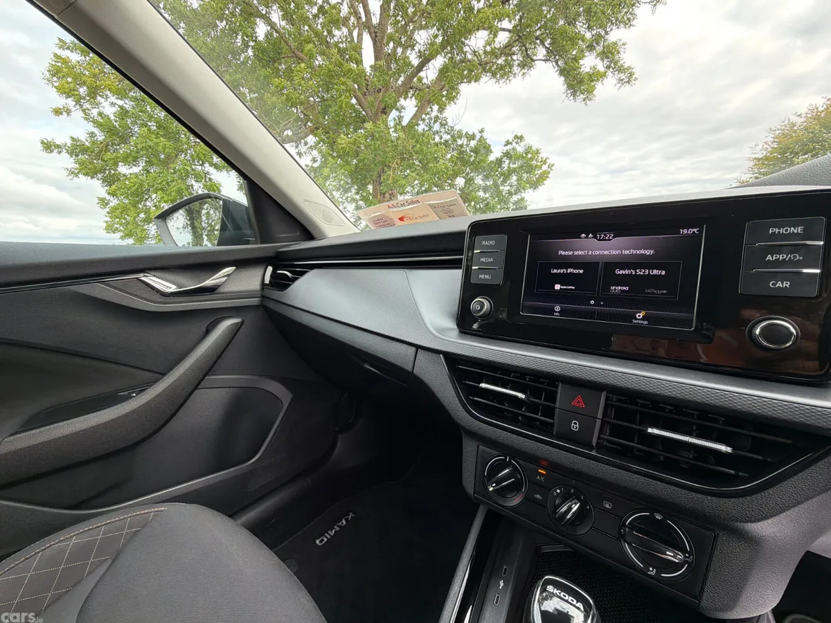 Skoda Kamiq Hatchback, Petrol, 2020, Grey