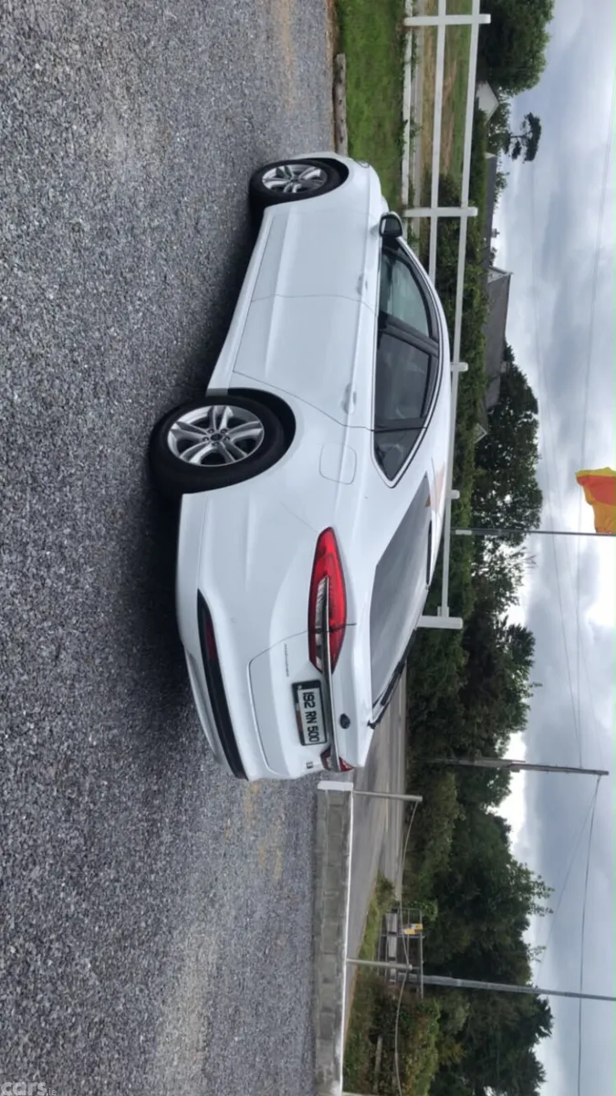 Ford Mondeo Hatchback, Diesel, 2019, White