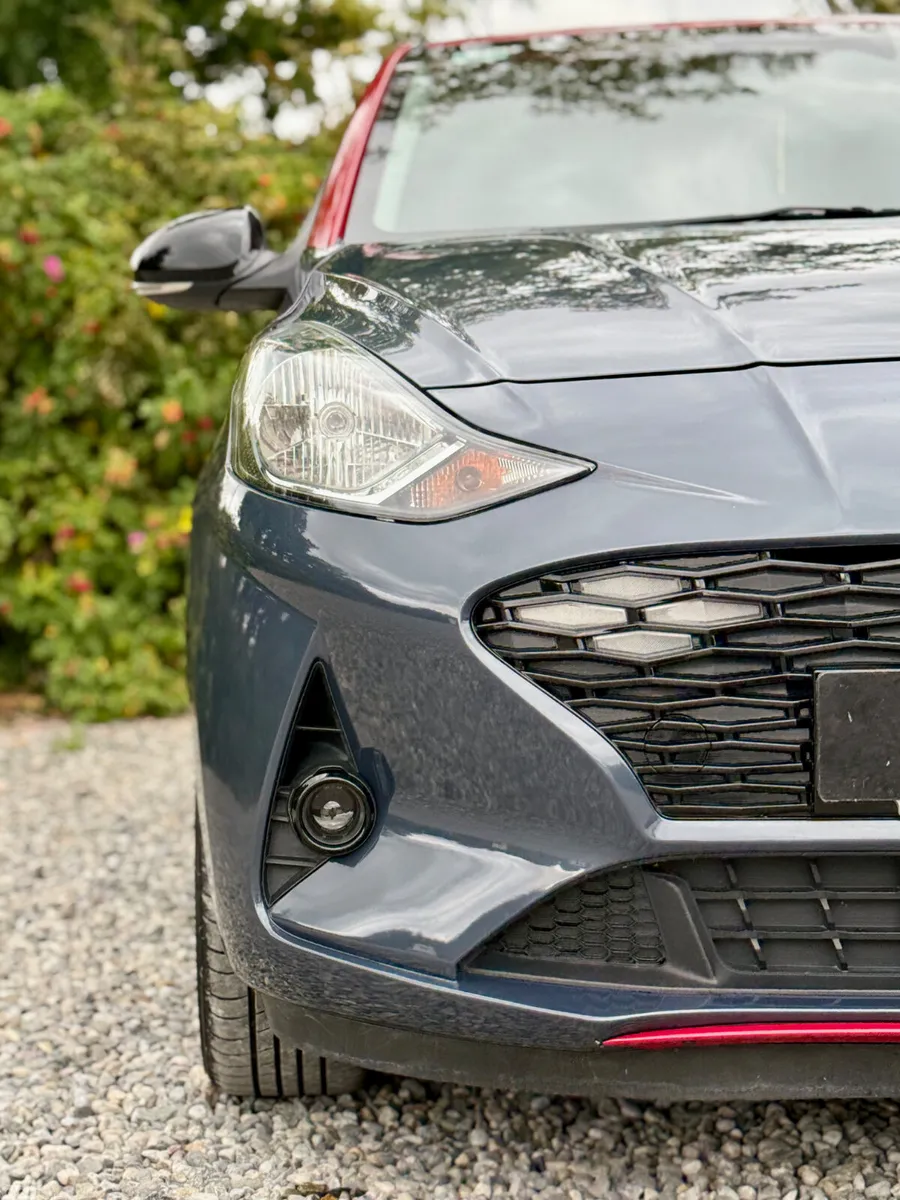 Hyundai i10 Hatchback, Petrol, 2023, Grey