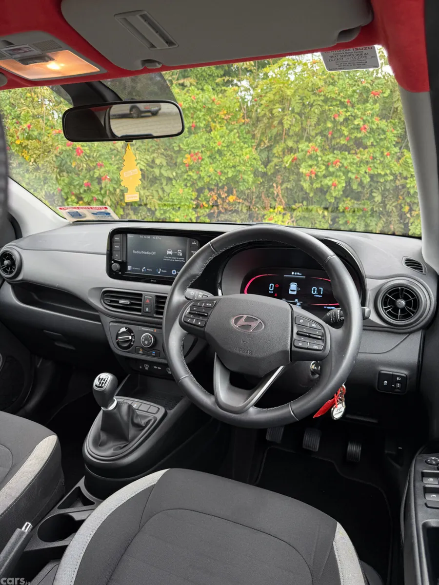 Hyundai i10 Hatchback, Petrol, 2023, Grey