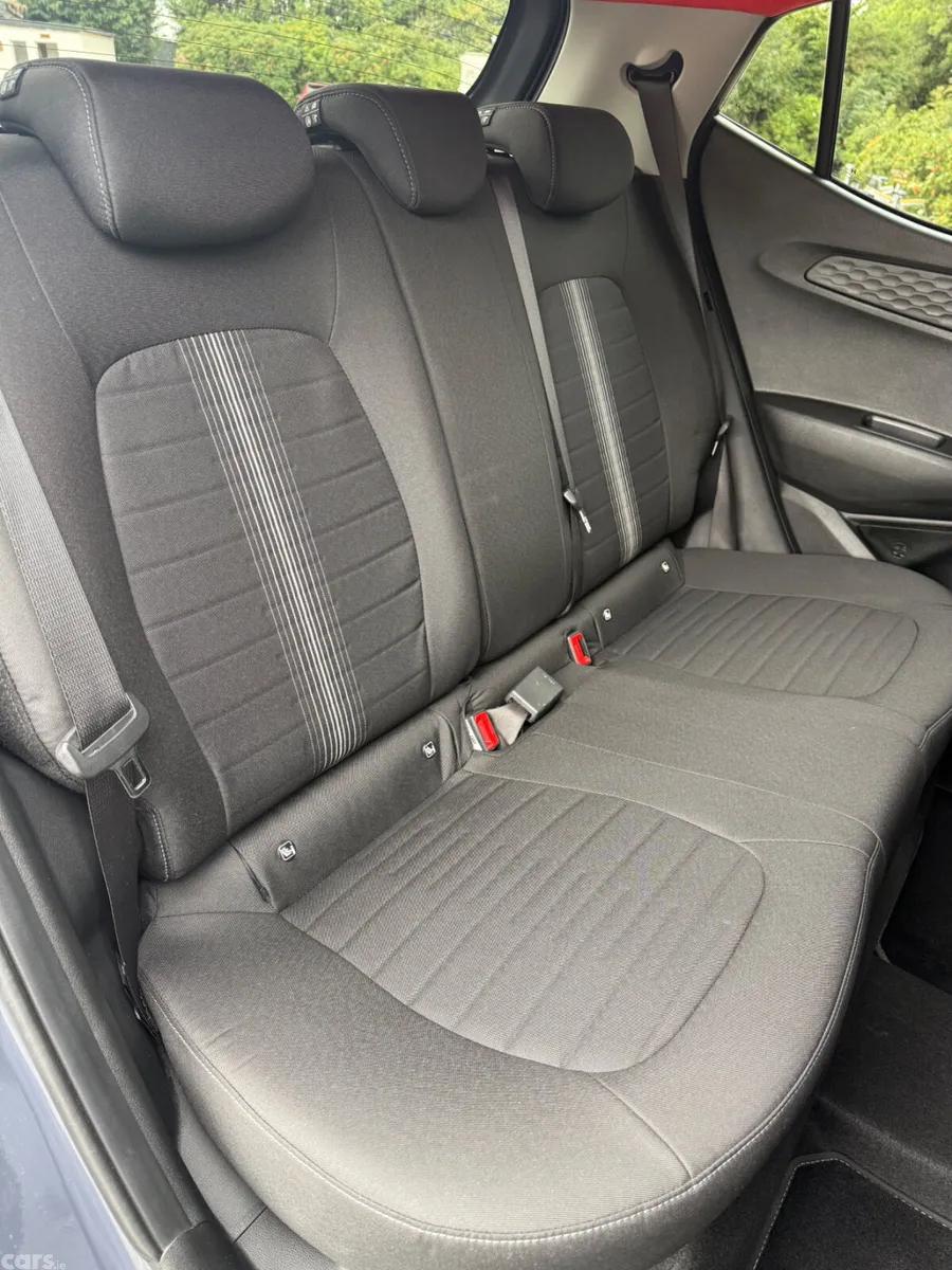 Hyundai i10 Hatchback, Petrol, 2023, Grey