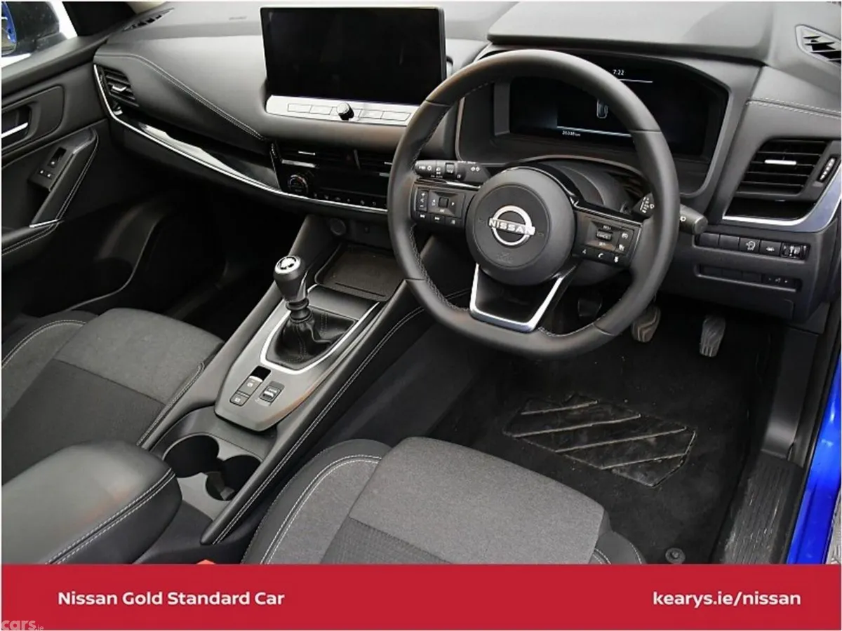 Nissan Qashqai MPV, Petrol, 2024, Blue