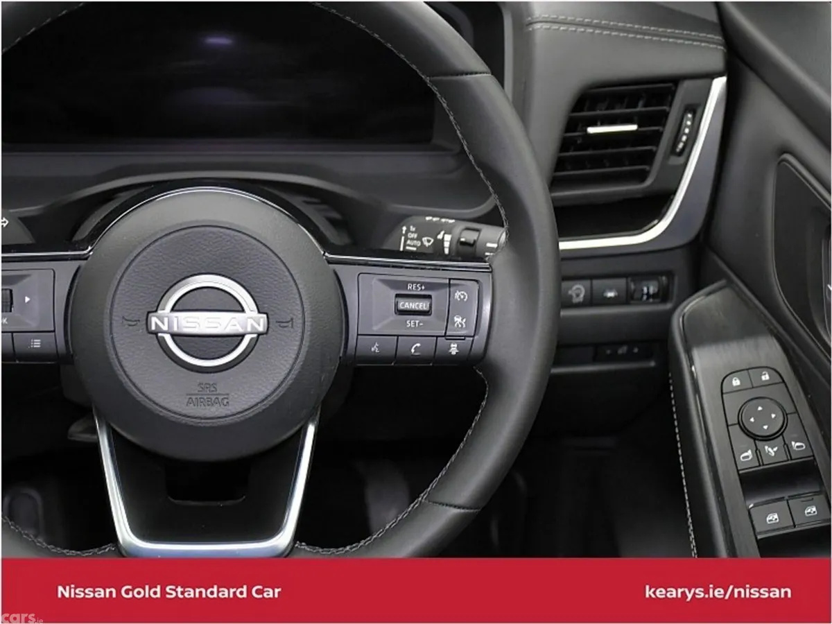 Nissan Qashqai MPV, Petrol, 2024, Blue