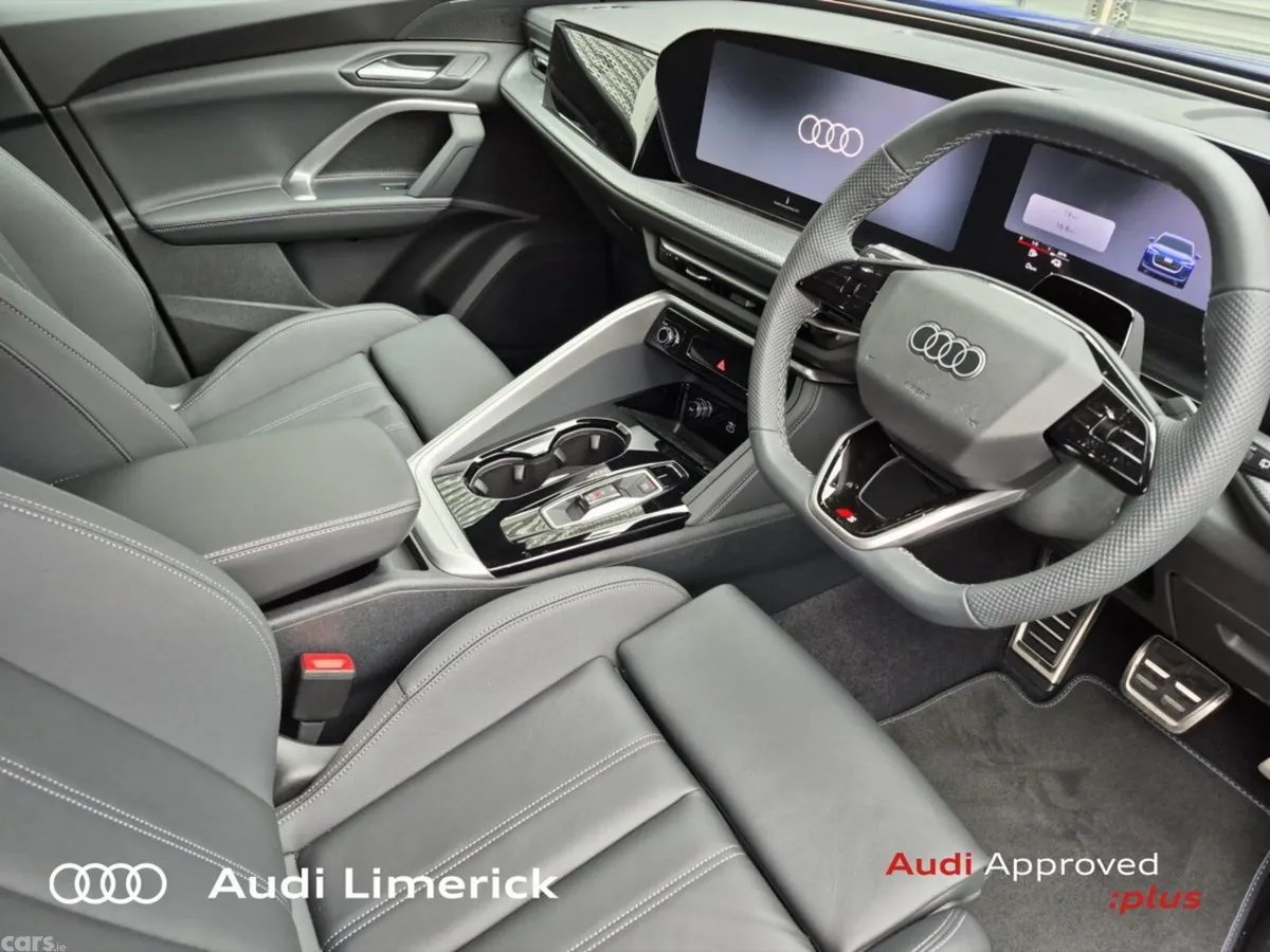 Audi Q5 SUV, Petrol Plug-in Hybrid, 2026, Blue