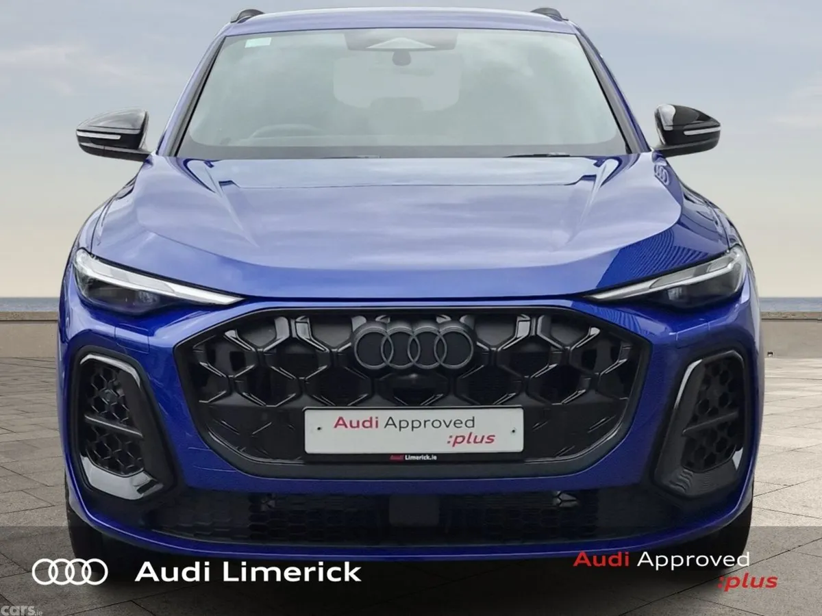 Audi Q5 SUV, Petrol Plug-in Hybrid, 2026, Blue