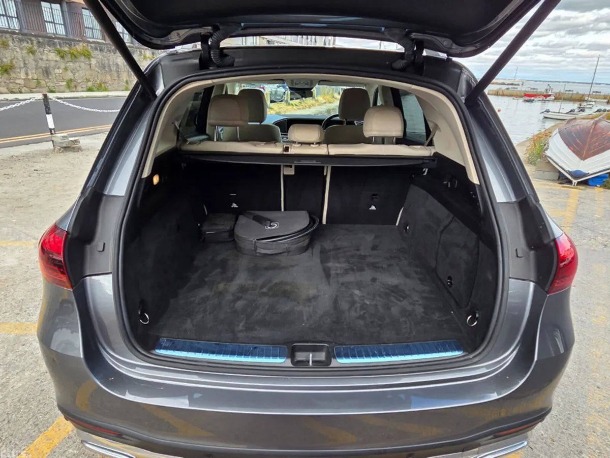 Mercedes-Benz GLE SUV, Diesel Plug-in Hybrid, 2024, Grey