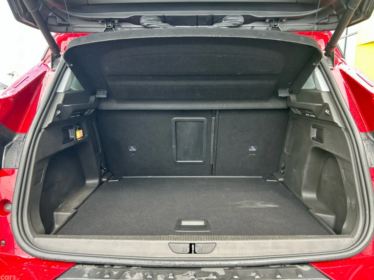 Opel Grandland X MPV, Petrol, 2018, Red