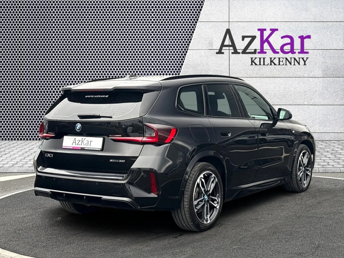 BMW iX1 SUV, Electric, 2023, Black