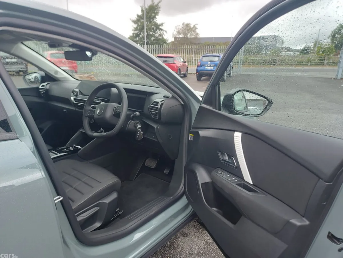 Citroen C4 Saloon, Petrol Hybrid, 2027, Green