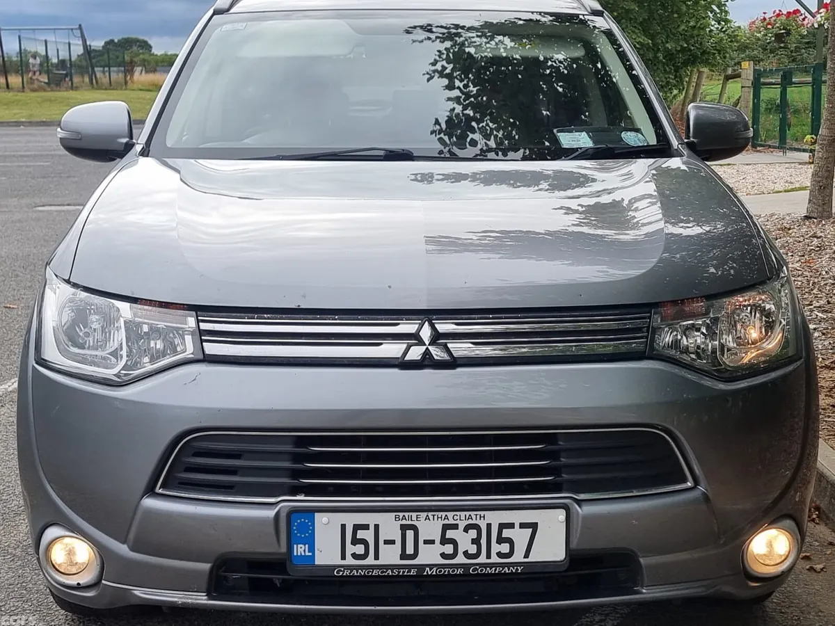 Mitsubishi Outlander SUV, Petrol Plug-in Hybrid, 2015, Grey