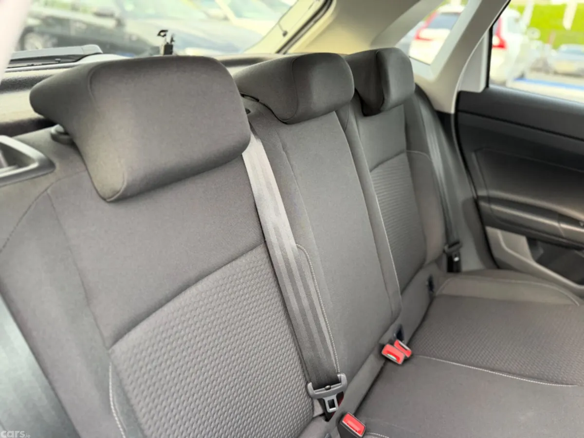 Volkswagen Polo Hatchback, Petrol, 2022, White