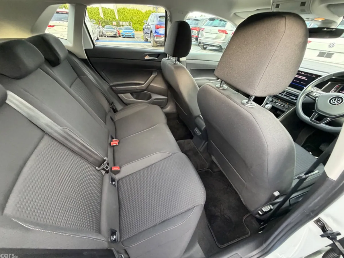 Volkswagen Polo Hatchback, Petrol, 2022, White