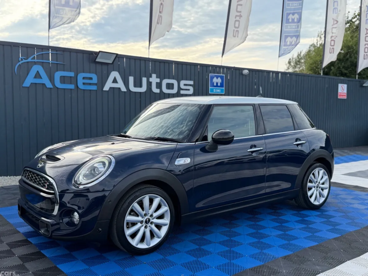Mini Cooper Hatchback, Diesel, 2018, Blue