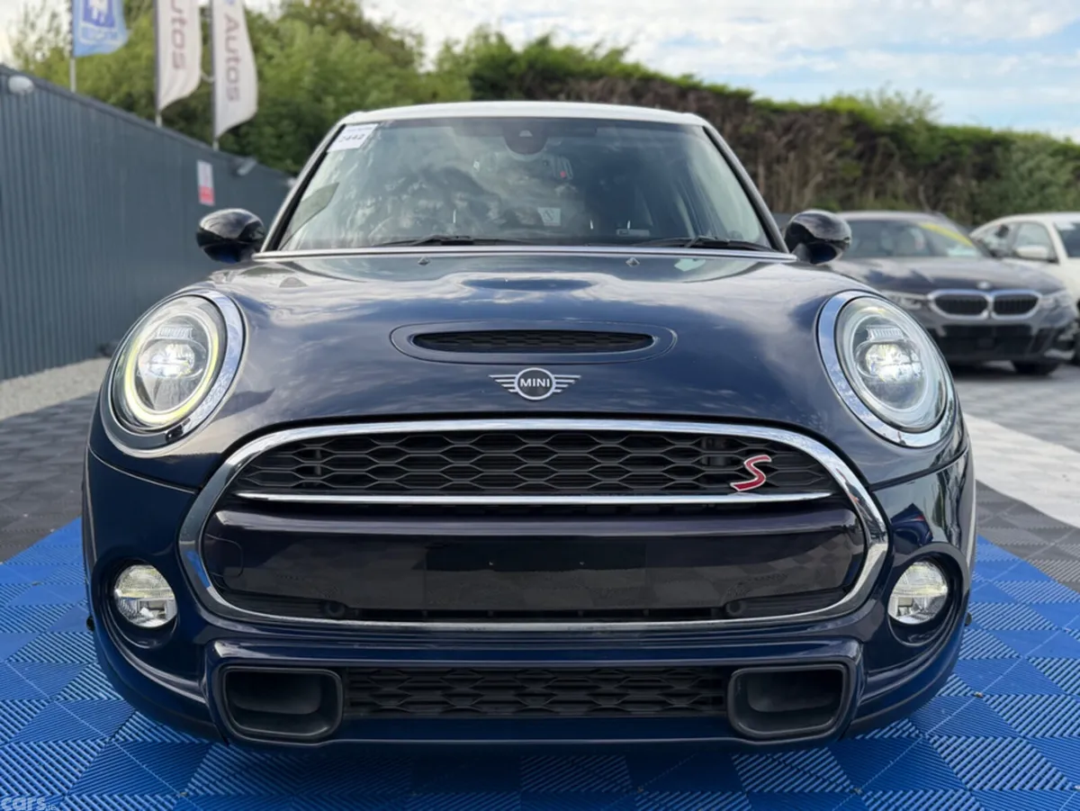 Mini Cooper Hatchback, Diesel, 2018, Blue