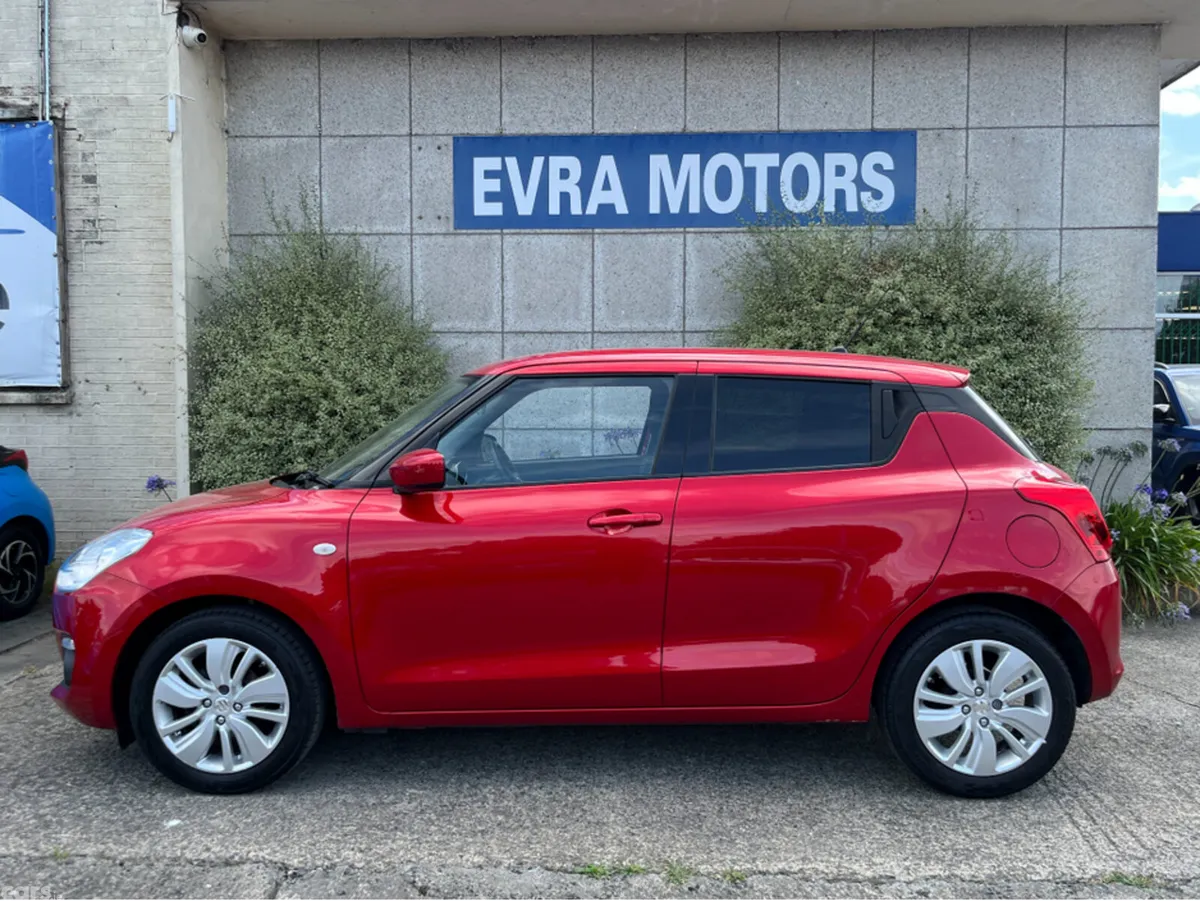 Suzuki Swift Hatchback, Petrol, 2018, Red