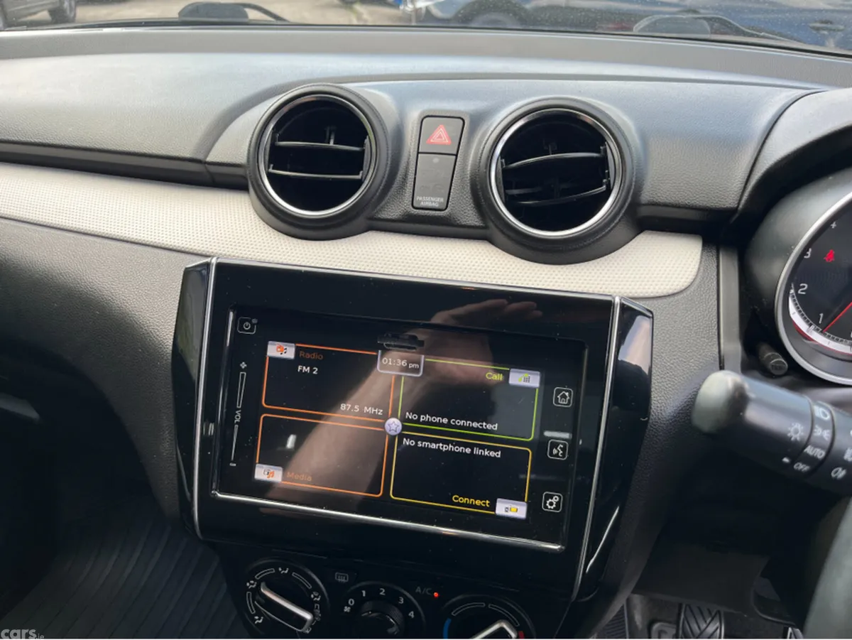 Suzuki Swift Hatchback, Petrol, 2018, Red