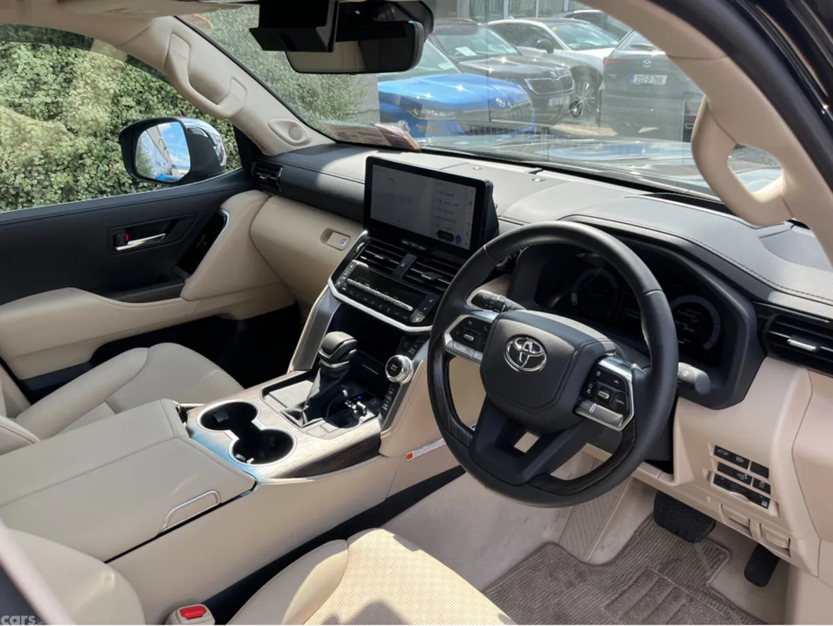 Toyota Land Cruiser SUV, Diesel, 2025, Black