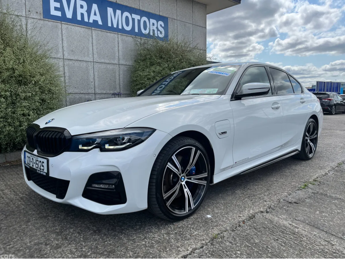BMW 3-Series Saloon, Petrol Plug-in Hybrid, 2022, White