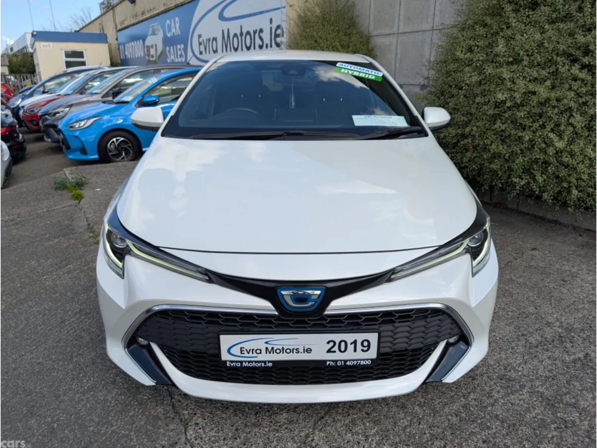Toyota Corolla Hatchback, Petrol Hybrid, 2019, White