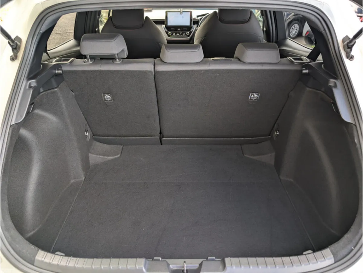 Toyota Corolla Hatchback, Petrol Hybrid, 2019, White