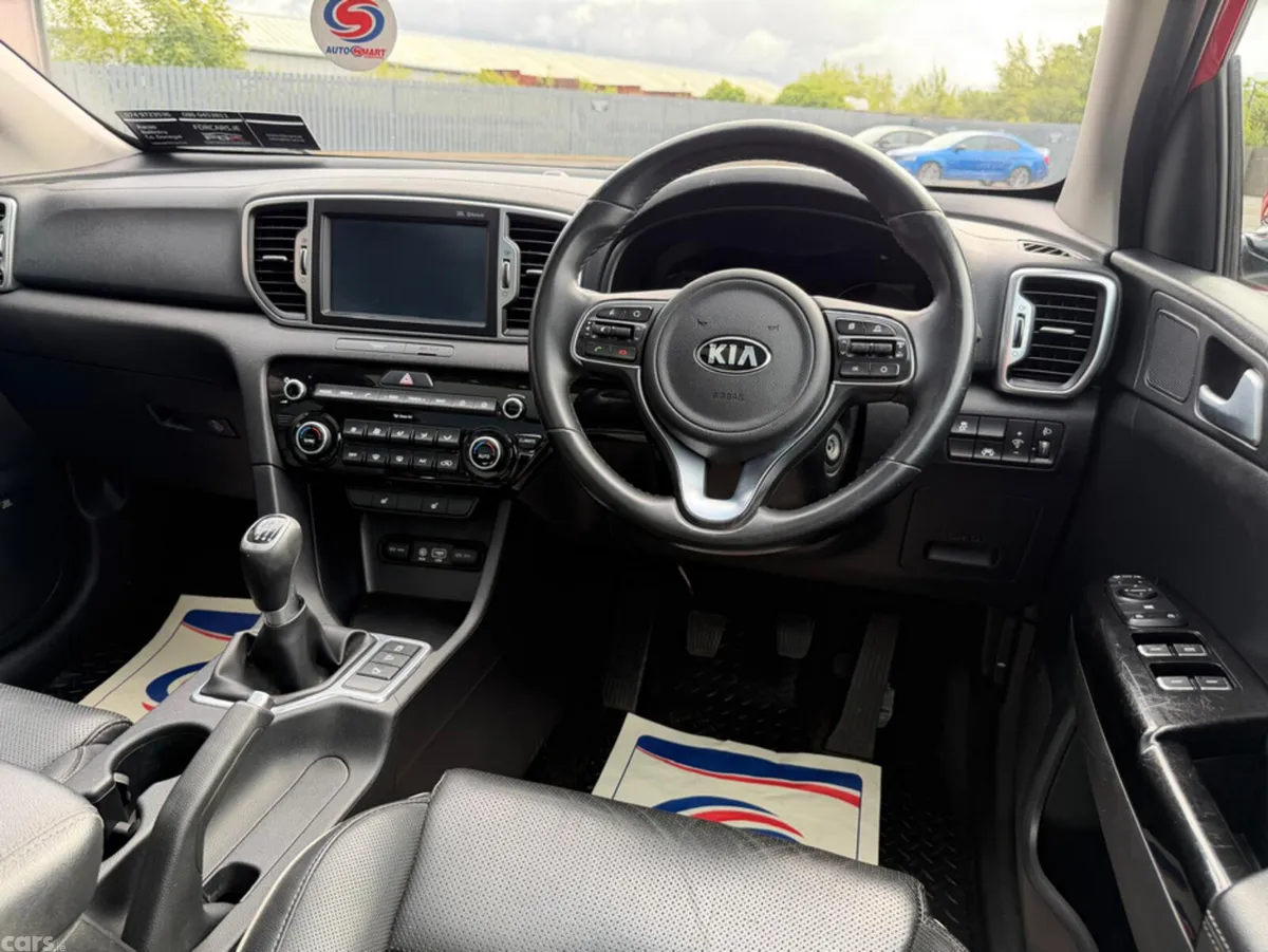 Kia Sportage SUV, Diesel, 2017, Red